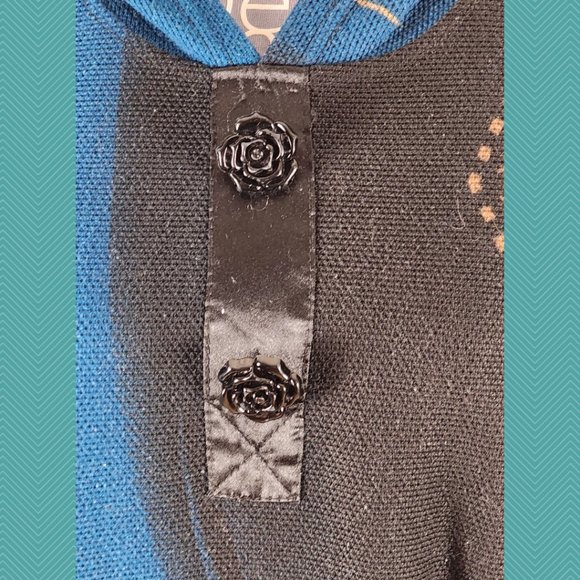 Lavena Abstract Printed Flowy Hooded Tunic - Picture 3 of 6